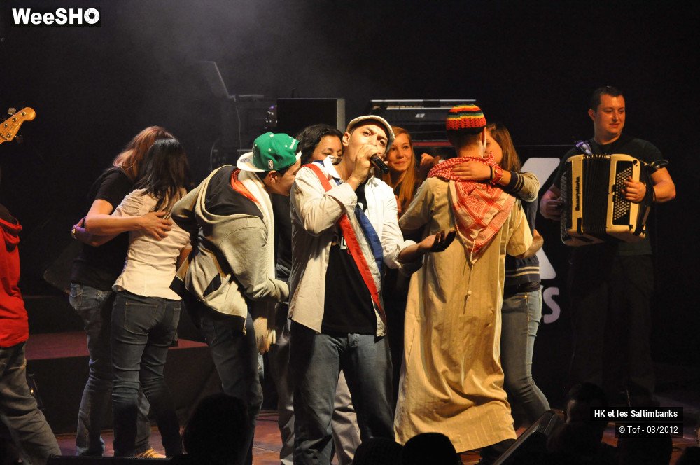 27/50 photos du spectacle HK et les Saltimbanks