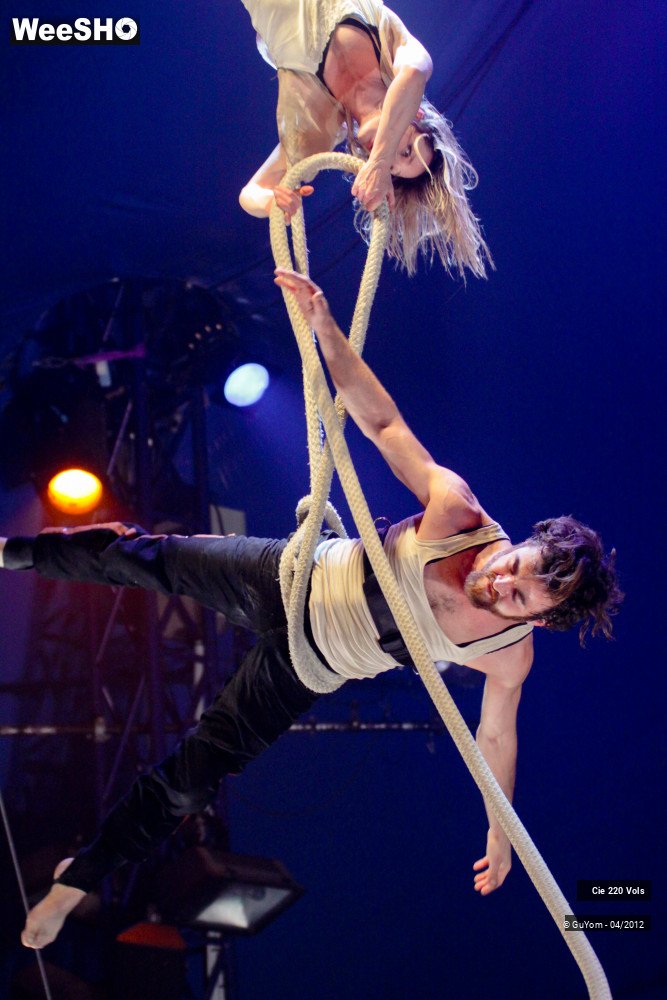 21/47 photos du spectacle Larsen ...en haut