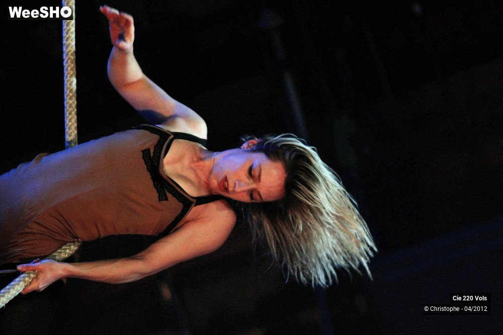 2/38 photos du spectacle Larsen 