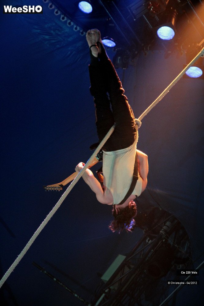 34/38 photos du spectacle Larsen 
