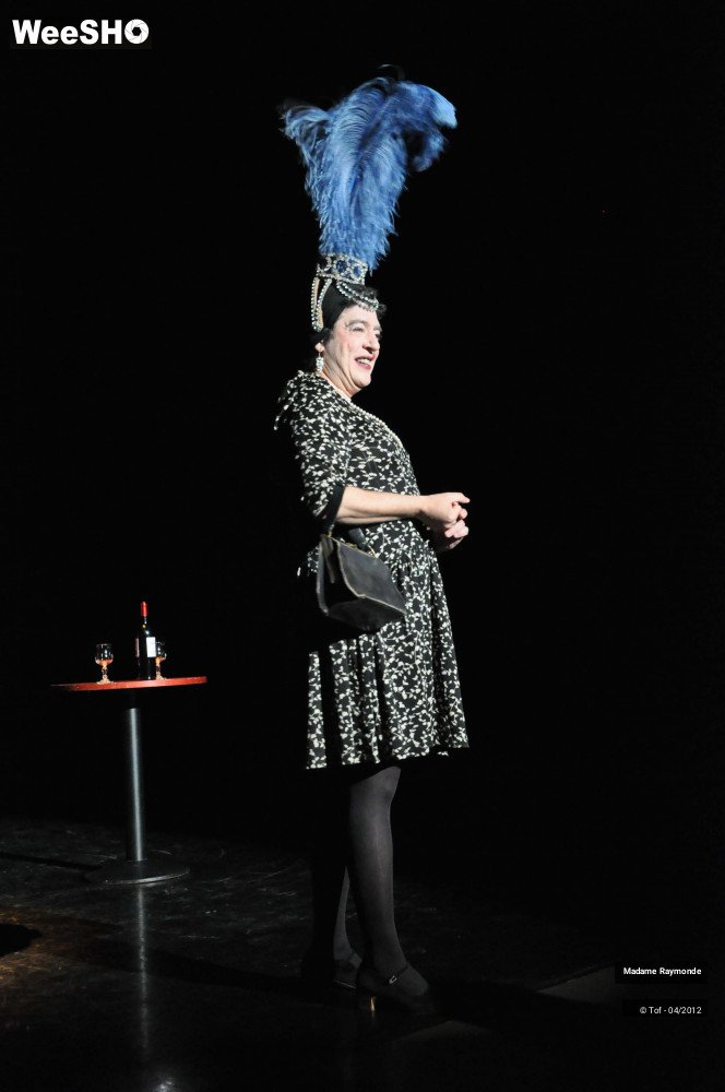 15/27 photos du spectacle Madame Raymonde