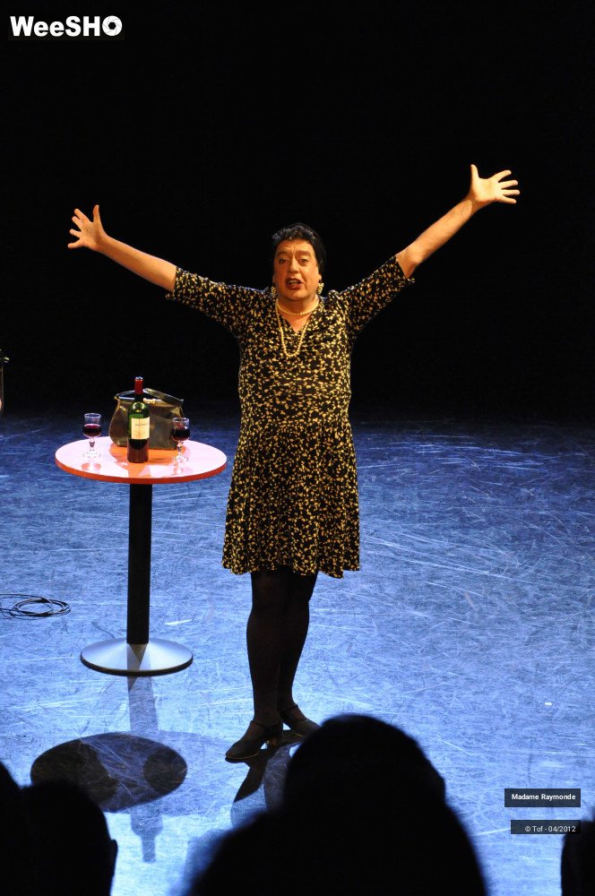 21/27 photos du spectacle Madame Raymonde