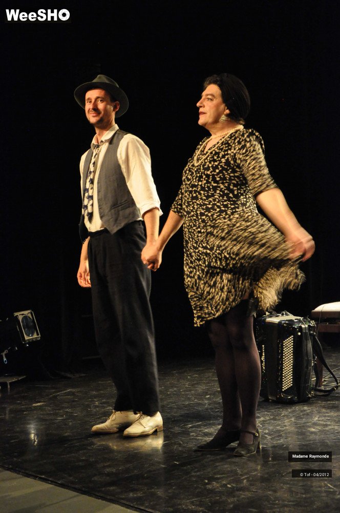 22/27 photos du spectacle Madame Raymonde