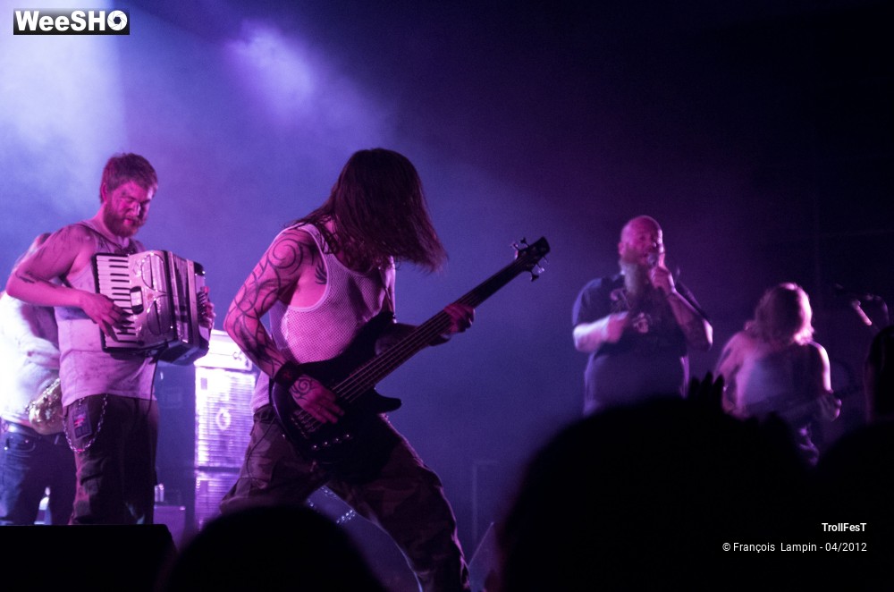 33/42 photos du spectacle Trollfest