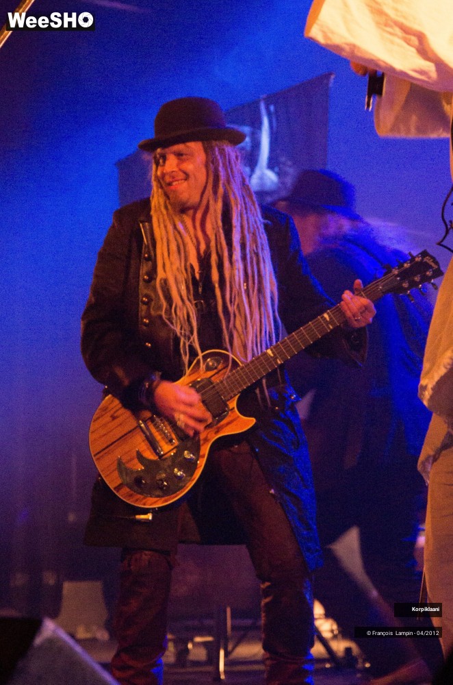 10/29 photos du spectacle Korpiklaani