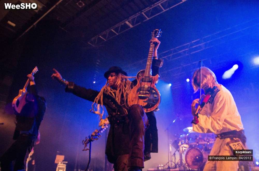 27/29 photos du spectacle Korpiklaani