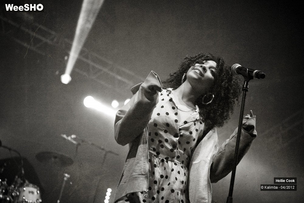 6/24 photos du spectacle Hollie Cook