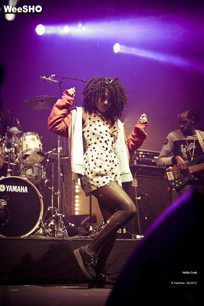 16/24 photos du spectacle Hollie Cook