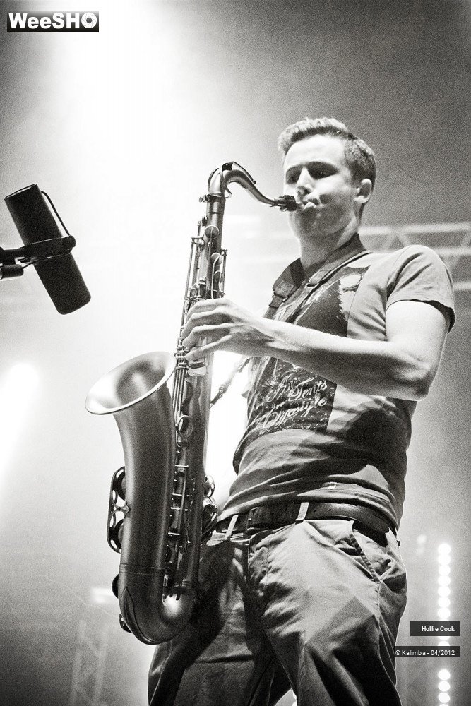 18/24 photos du spectacle Hollie Cook