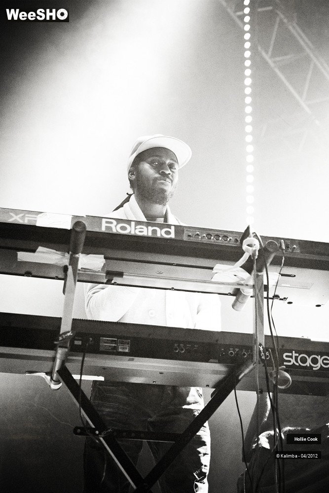 21/24 photos du spectacle Hollie Cook