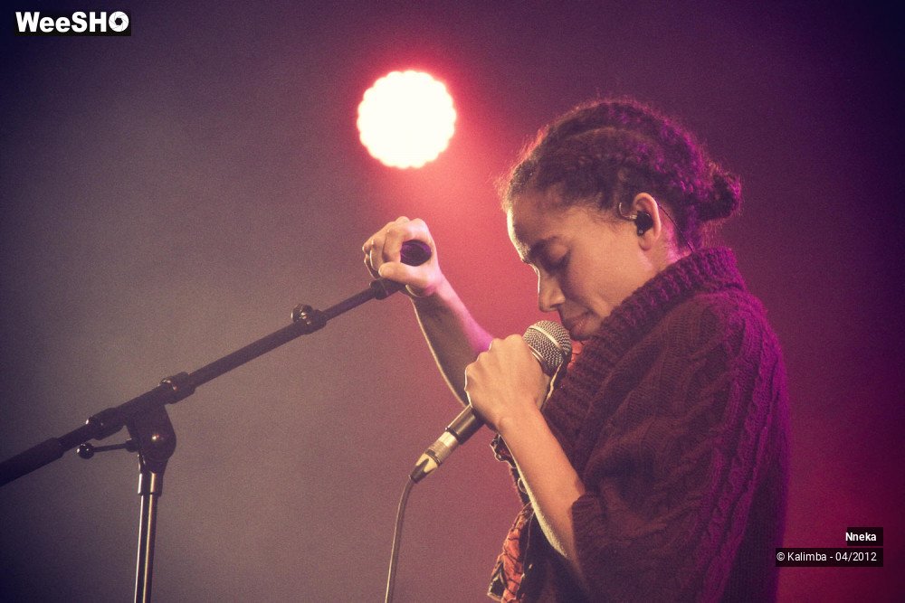 14/24 photos du spectacle Nneka 
