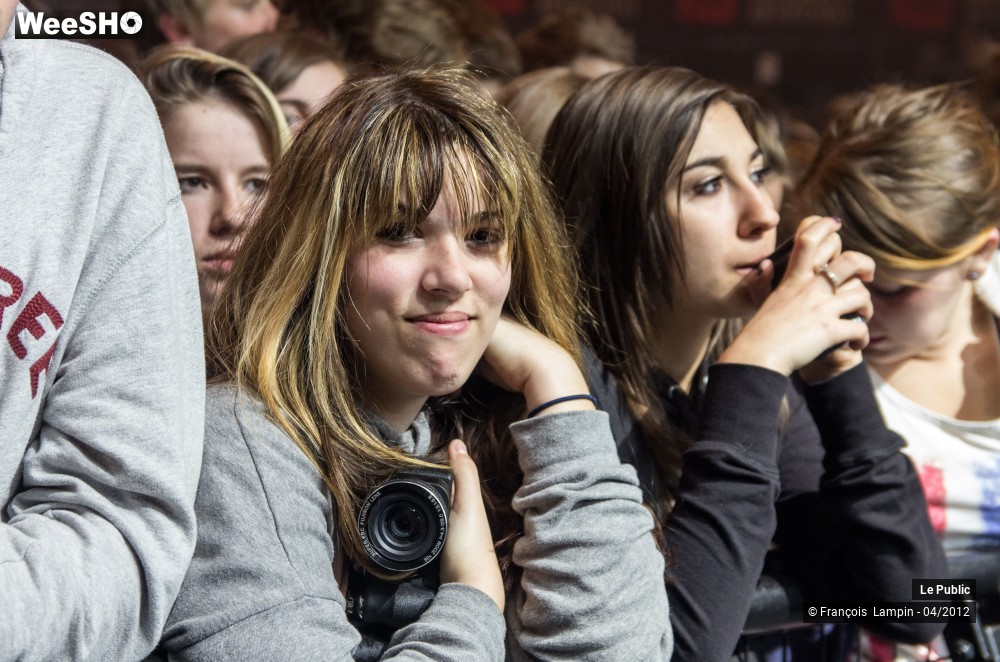 9/37 photos du spectacle Simple Plan Ambiance