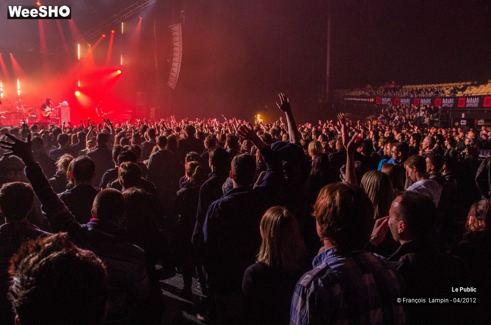 30/37 photos du spectacle Simple Plan Ambiance