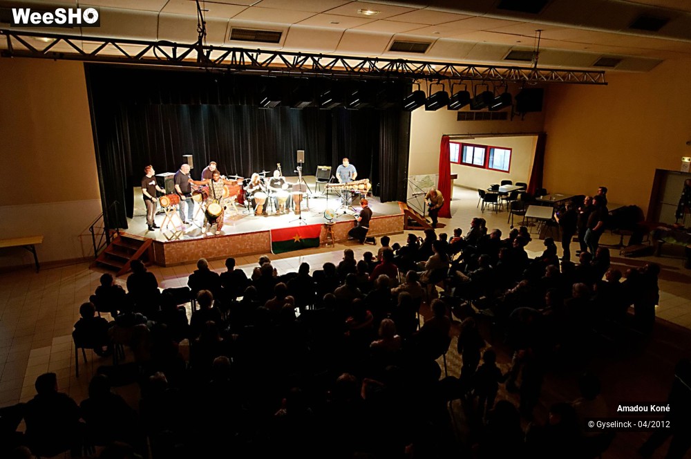 4/25 photos du spectacle Amadou Koné