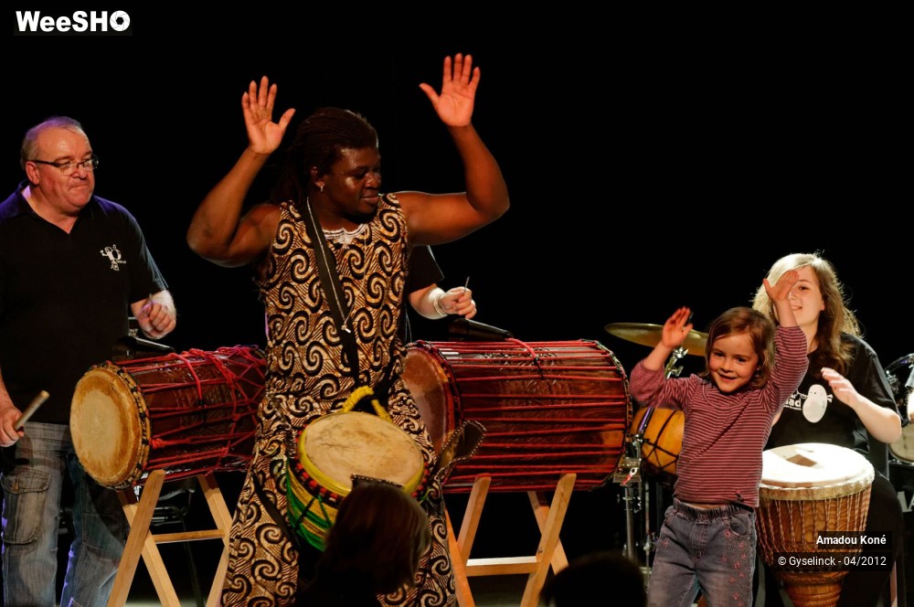 12/25 photos du spectacle Amadou Koné