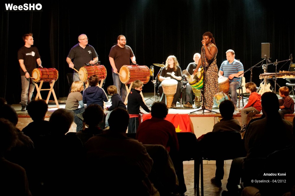17/25 photos du spectacle Amadou Koné