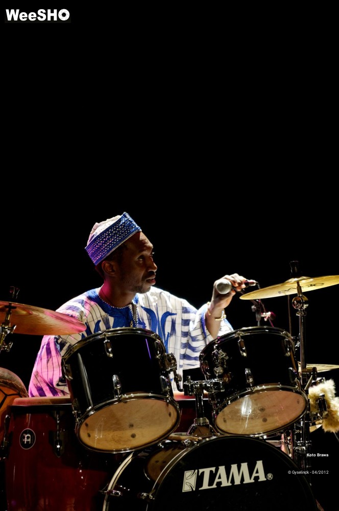 19/27 photos du spectacle Koto Brawa