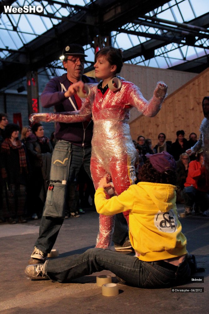 24/40 photos du spectacle Les scotcheurs éclairés