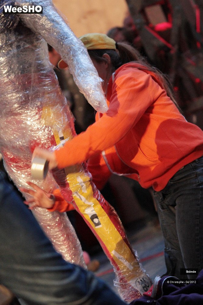 28/40 photos du spectacle Les scotcheurs éclairés
