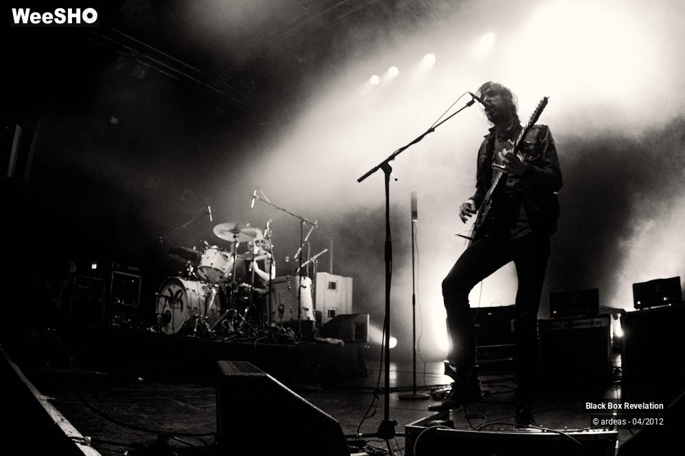 16/33 photos du spectacle The Black Box Revelation