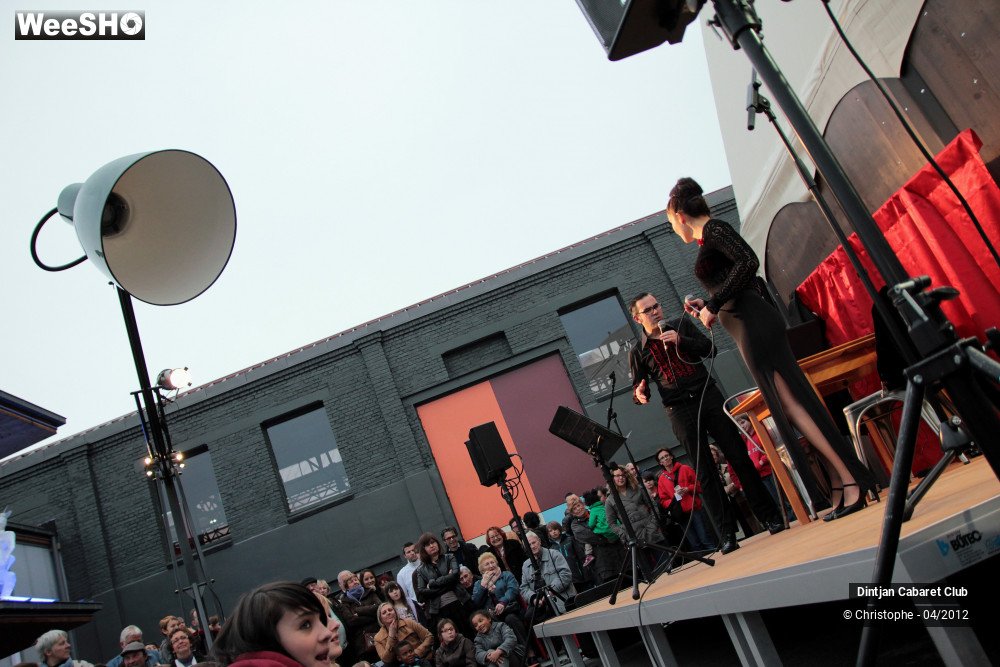 7/36 photos du spectacle Dintjan Cabaret Club