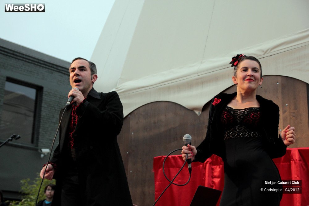 14/36 photos du spectacle Dintjan Cabaret Club