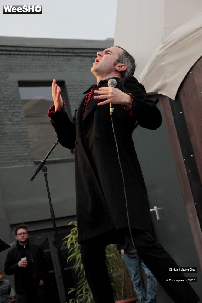 18/36 photos du spectacle Dintjan Cabaret Club