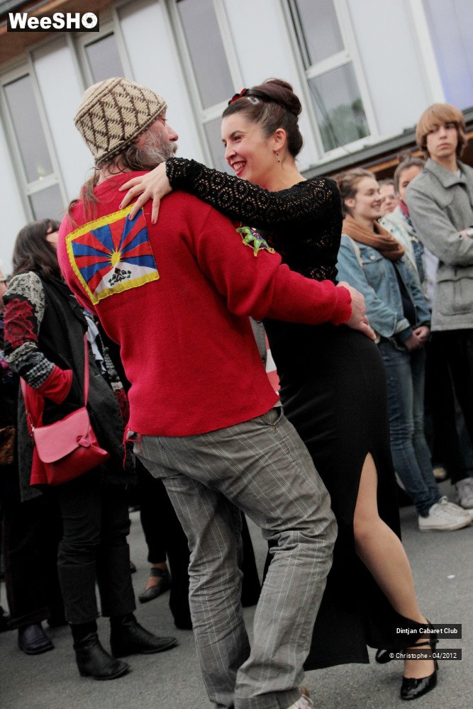20/36 photos du spectacle Dintjan Cabaret Club