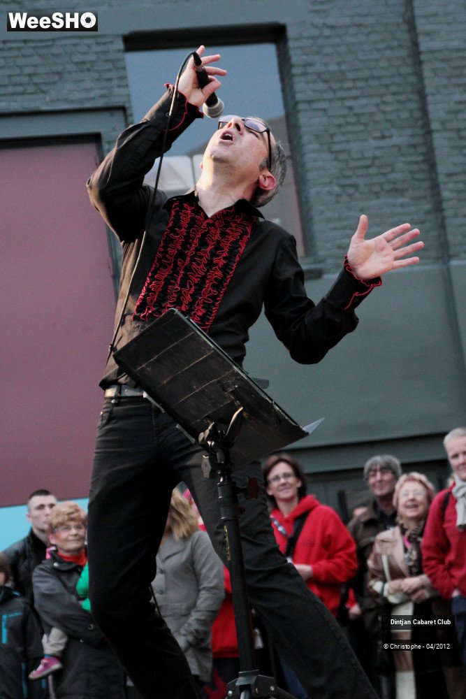 23/36 photos du spectacle Dintjan Cabaret Club