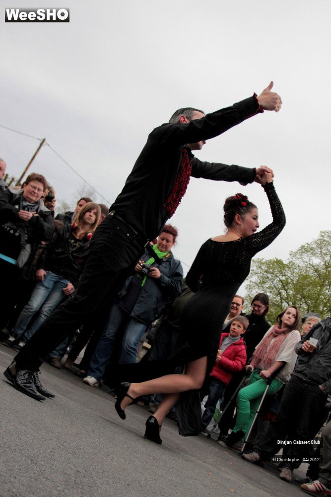 25/36 photos du spectacle Dintjan Cabaret Club