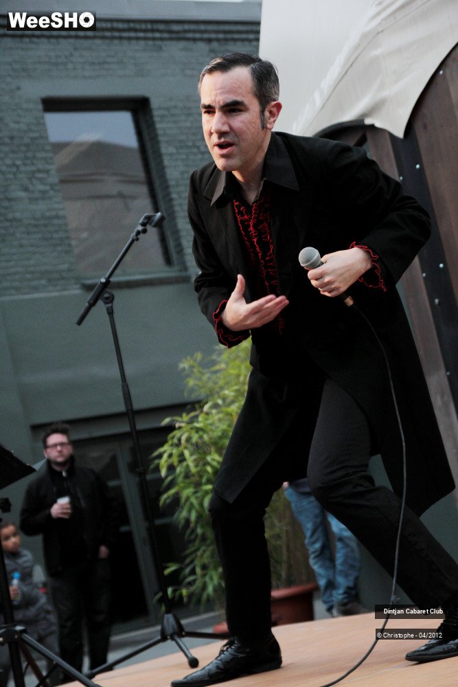 28/36 photos du spectacle Dintjan Cabaret Club