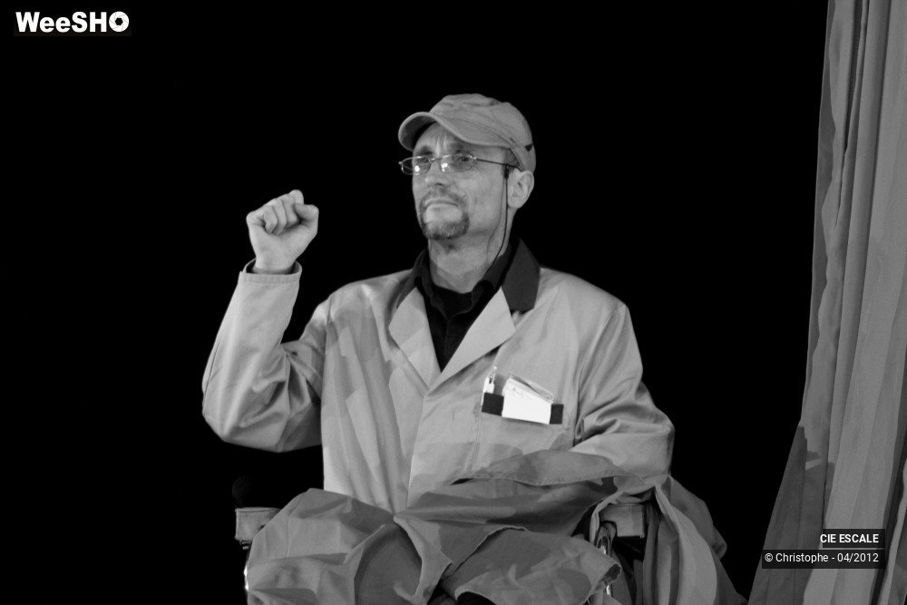 1/48 photos du spectacle Est ou Ouest - Proces d'intention