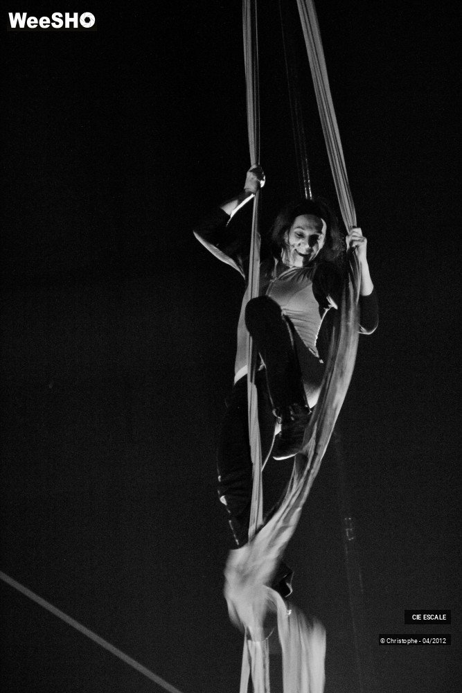 20/48 photos du spectacle Est ou Ouest - Proces d'intention