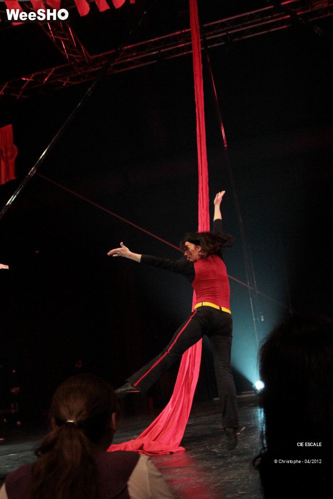 23/48 photos du spectacle Est ou Ouest - Proces d'intention