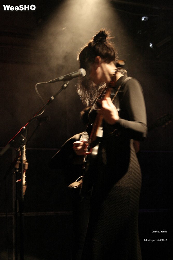 14/16 photos du spectacle Chelsea Wolfe