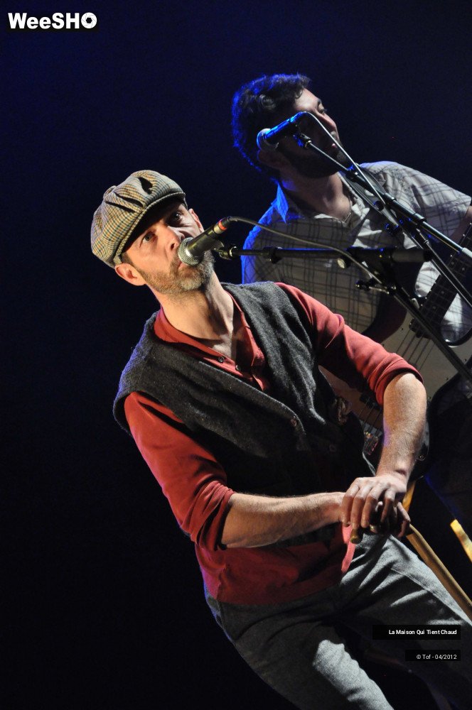 41/50 photos du spectacle La maison qui tient chaud
