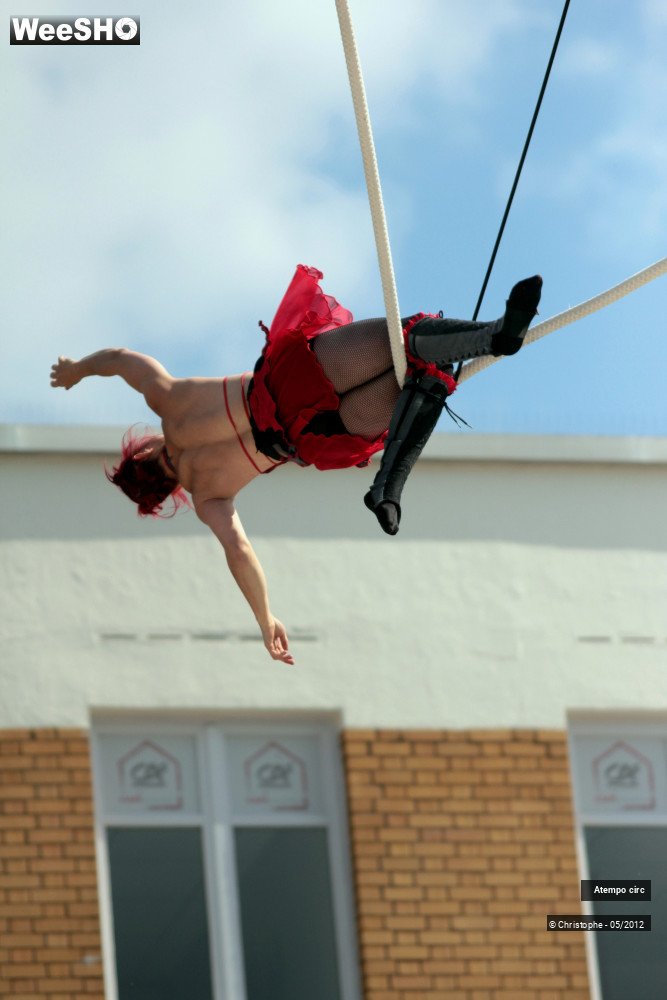 50/50 photos du spectacle Atempo circ