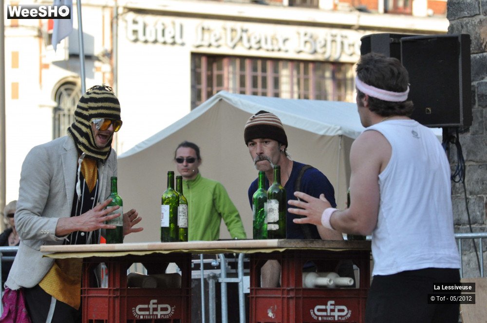 11/42 photos du spectacle La Lessiveuse