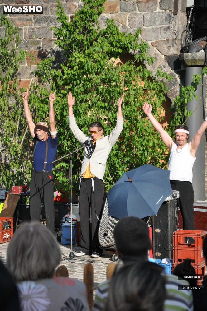 30/42 photos du spectacle La Lessiveuse