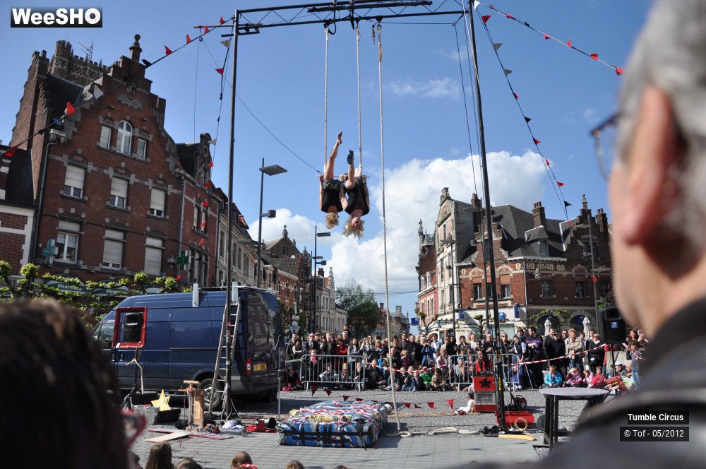 17/42 photos du spectacle Tumble Circus