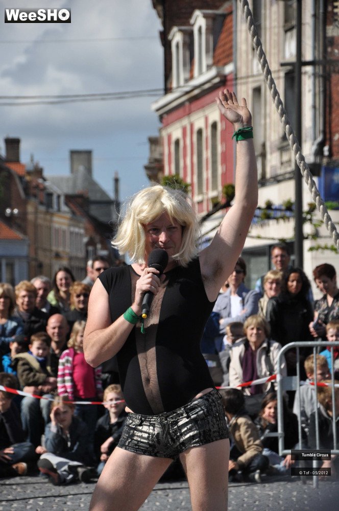 29/42 photos du spectacle Tumble Circus