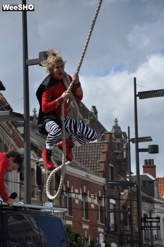 34/42 photos du spectacle Tumble Circus