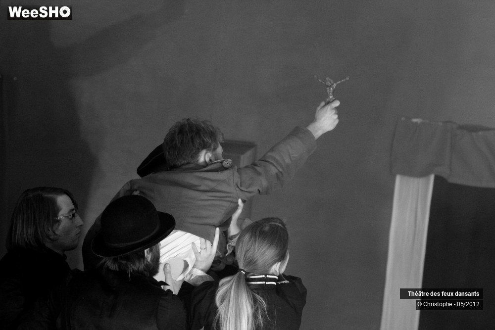 6/28 photos du spectacle Dedans la chambre