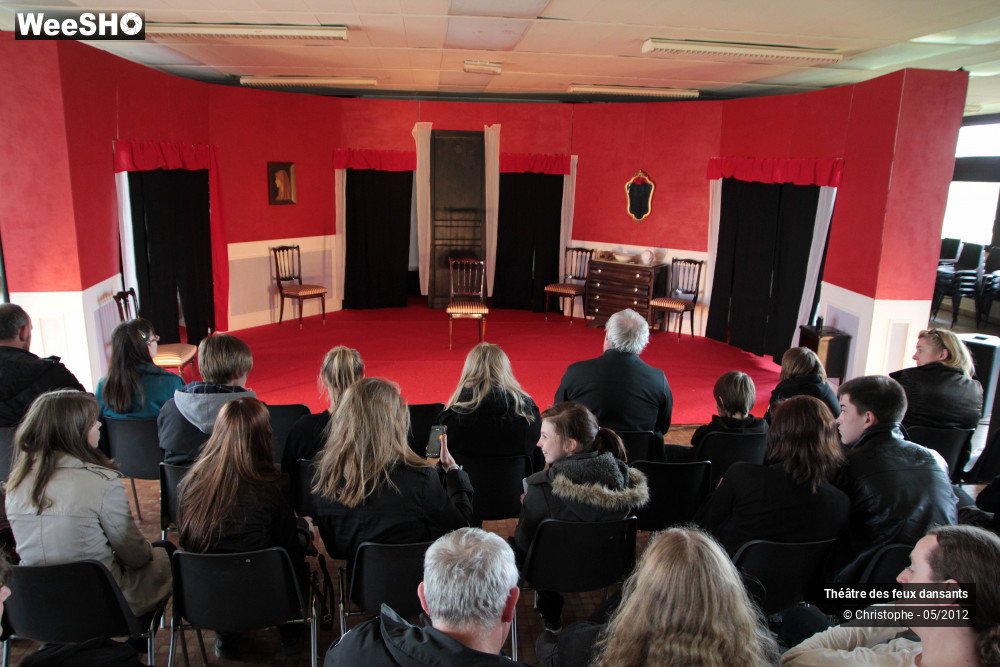 8/28 photos du spectacle Dedans la chambre