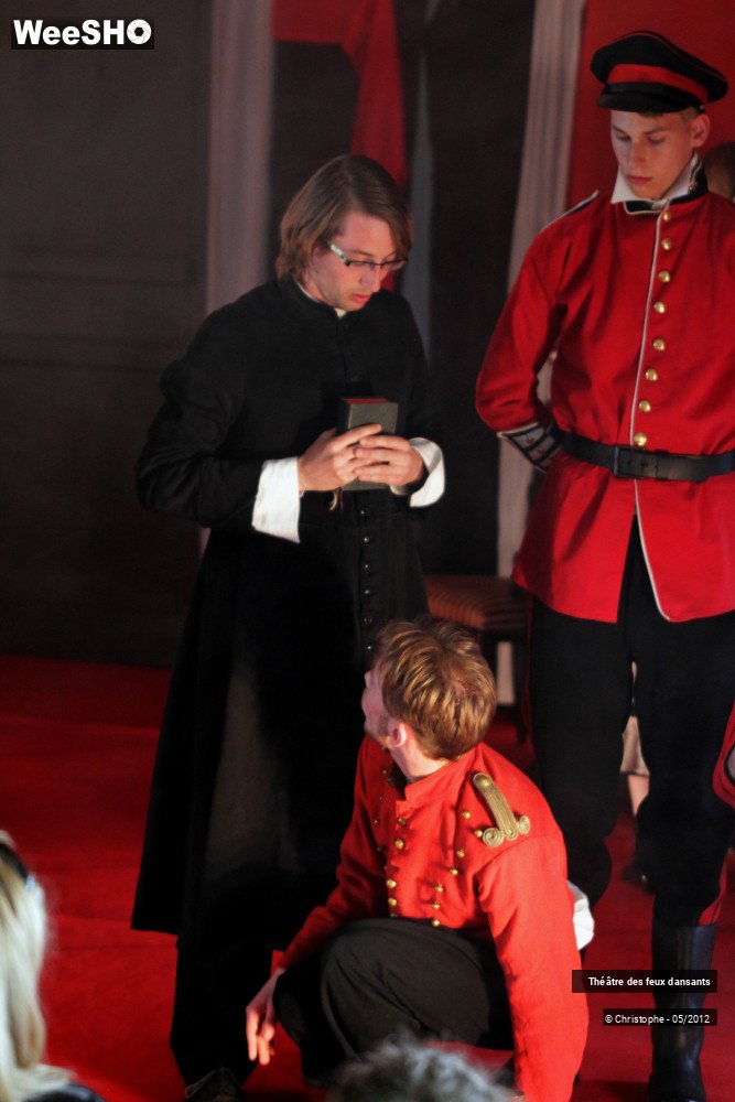 28/28 photos du spectacle Dedans la chambre