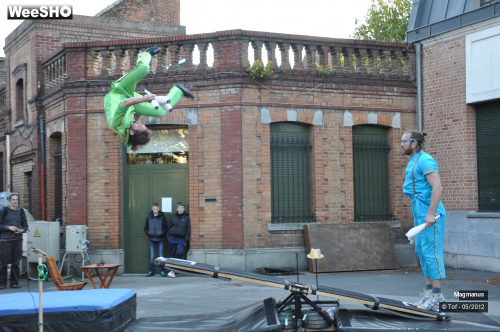 18/50 photos du spectacle Magmanus