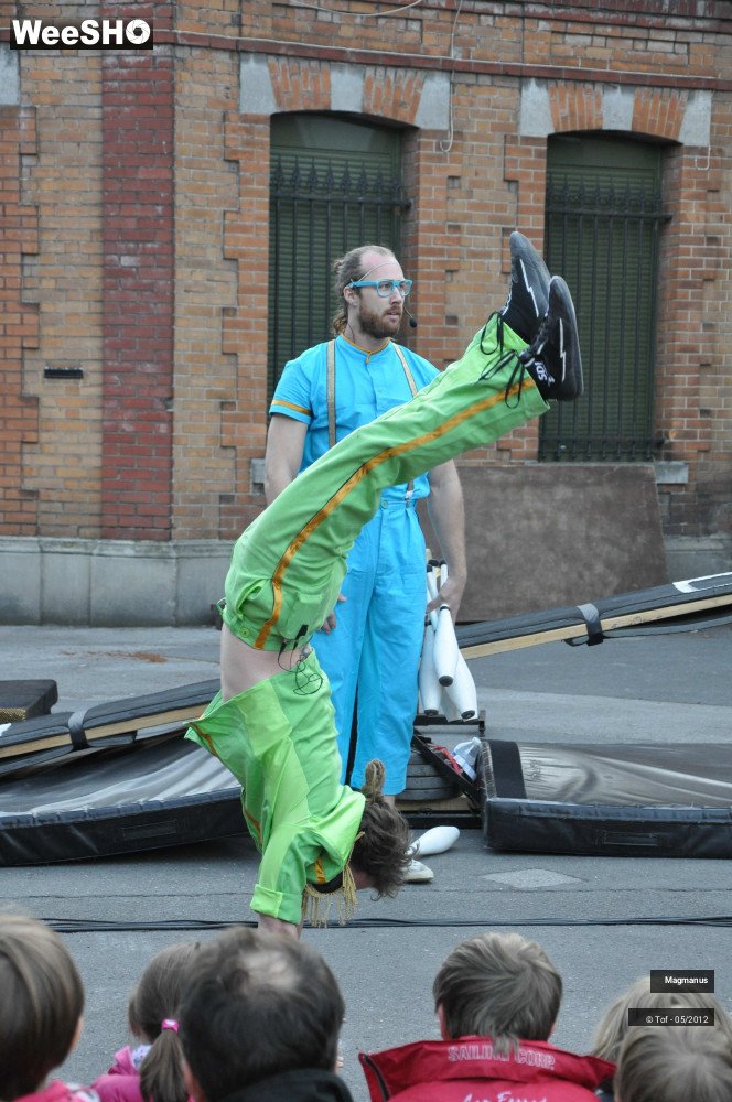 32/50 photos du spectacle Magmanus