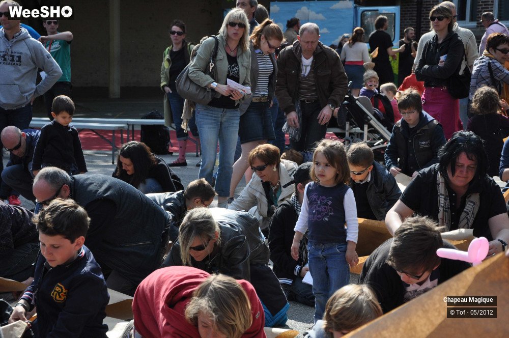 2/40 photos du spectacle Chapeau Magique