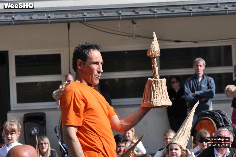 3/40 photos du spectacle Chapeau Magique