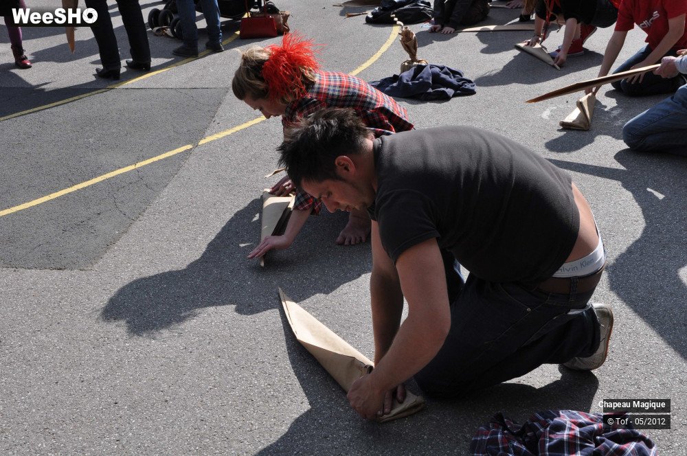 7/40 photos du spectacle Chapeau Magique